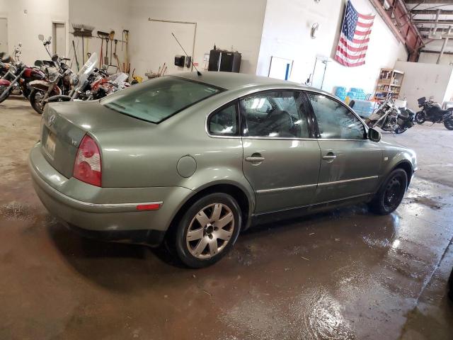 Photo 2 VIN: WVWRH63B12P187372 - VOLKSWAGEN PASSAT 