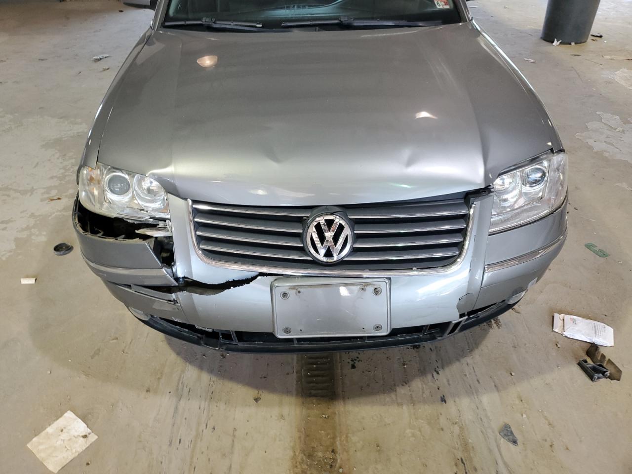 Photo 10 VIN: WVWRH63B12P359576 - VOLKSWAGEN PASSAT 