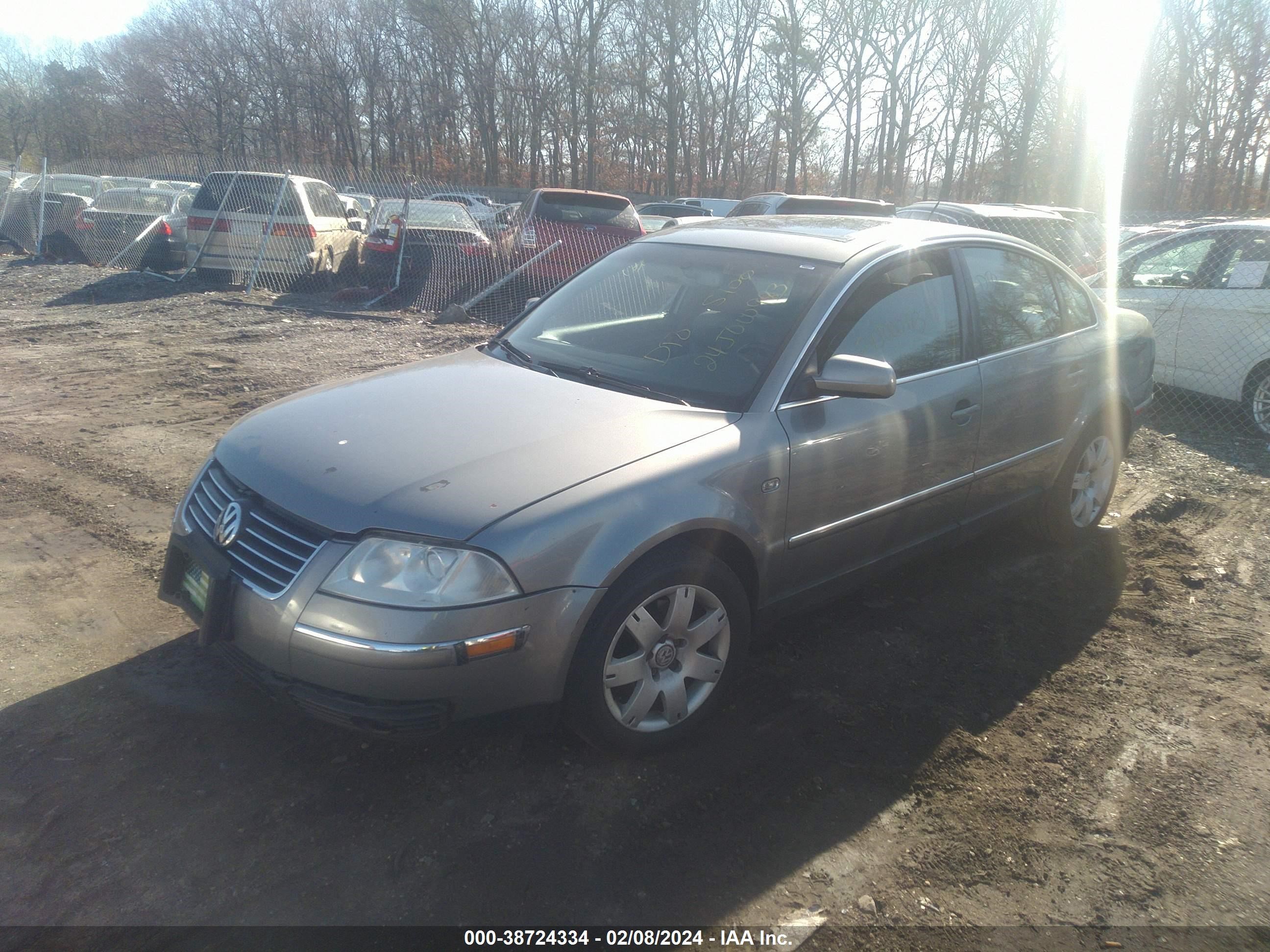 Photo 1 VIN: WVWRH63B63P271446 - VOLKSWAGEN PASSAT 