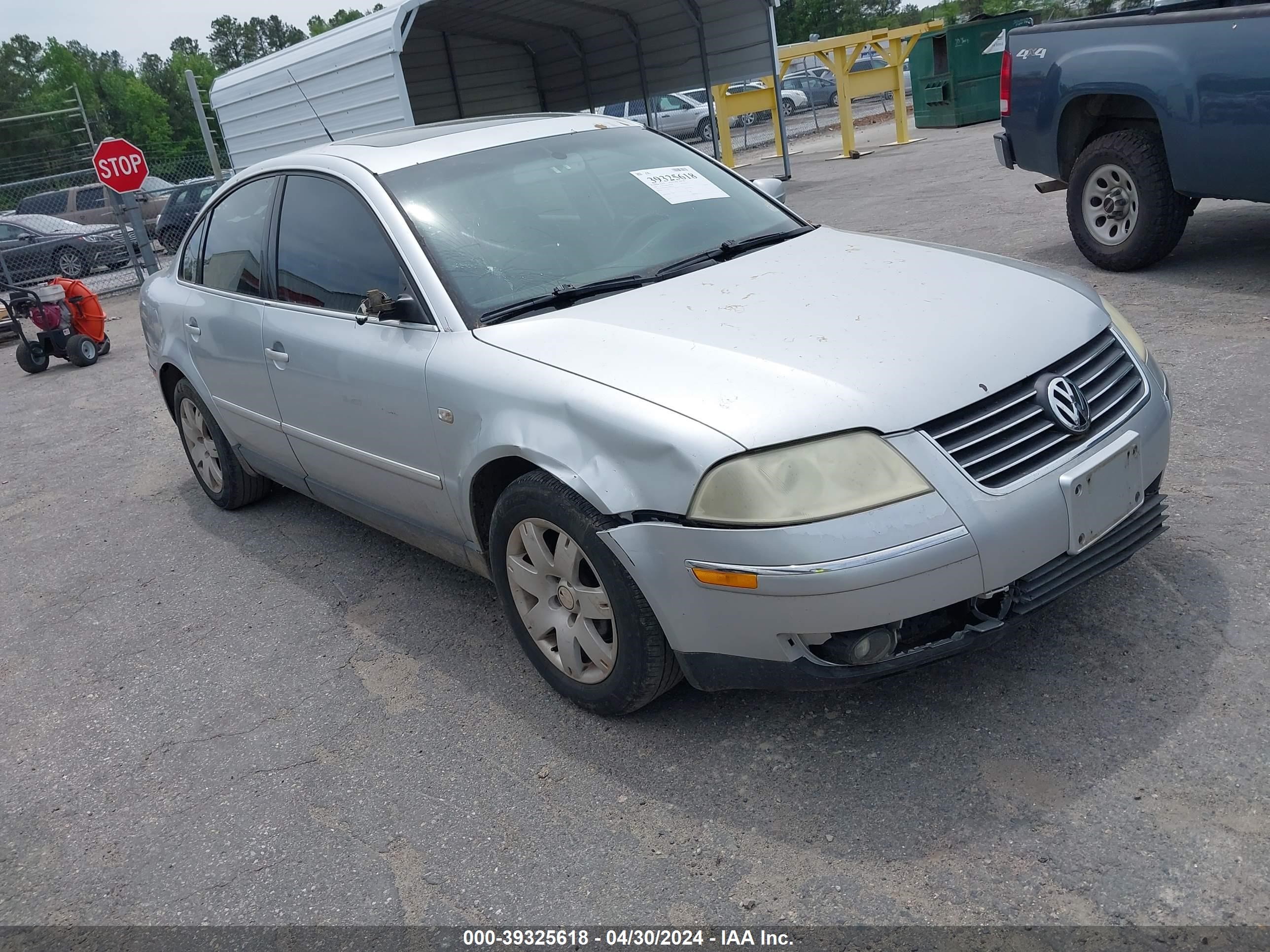 Photo 0 VIN: WVWRH63B82P448254 - VOLKSWAGEN PASSAT 