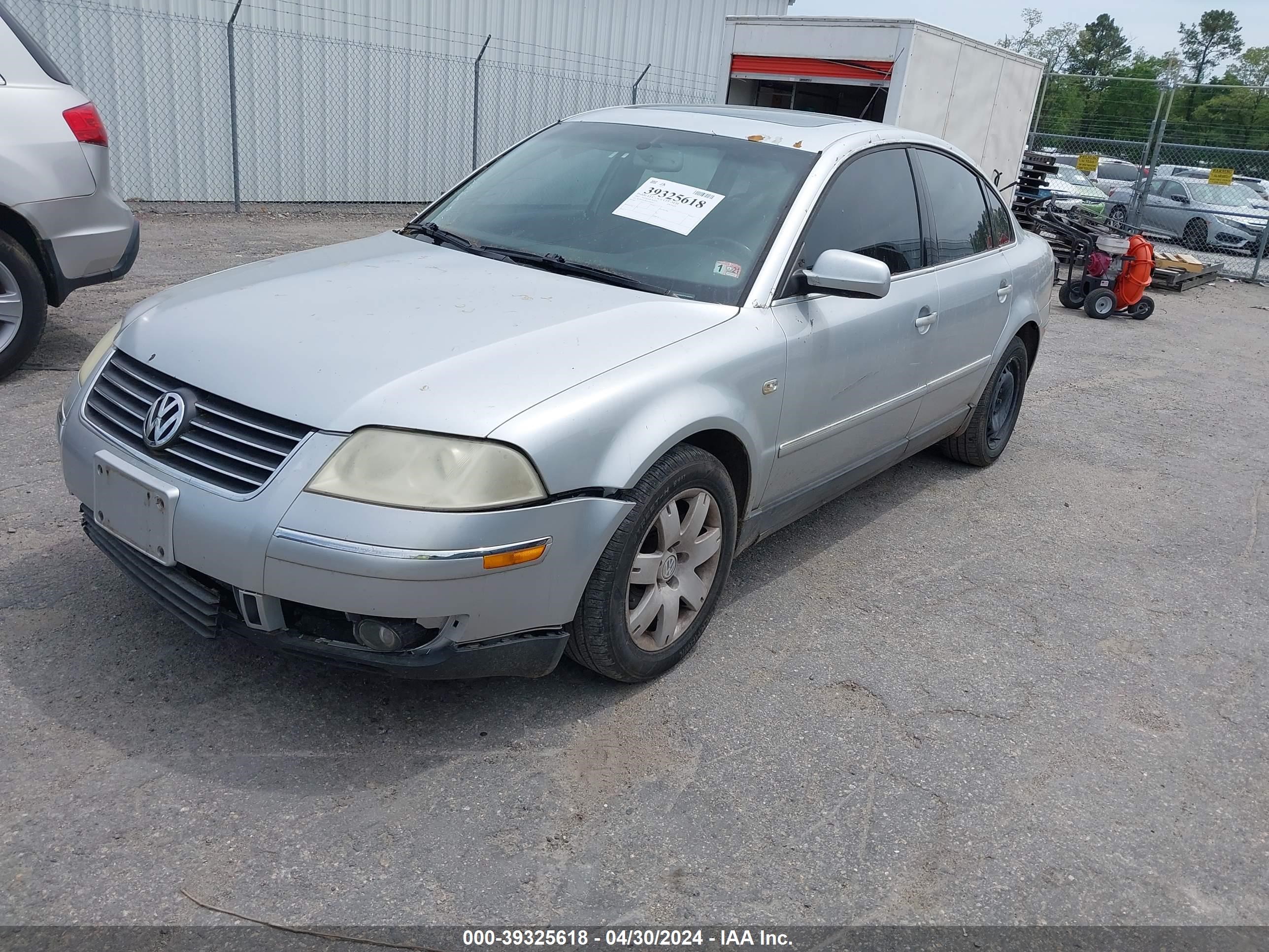 Photo 1 VIN: WVWRH63B82P448254 - VOLKSWAGEN PASSAT 