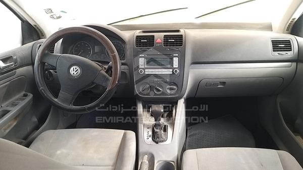 Photo 15 VIN: WVWRU11KX8M032055 - VOLKSWAGEN JETTA 