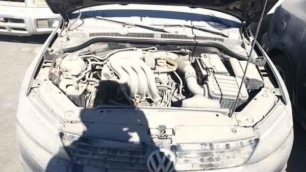 Photo 19 VIN: WVWRV1AJ3FM200913 - VOLKSWAGEN JETTA 