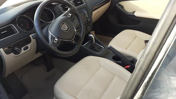 Photo 10 VIN: WVWSK1AJ7GM200683 - VOLKSWAGEN JETTA 