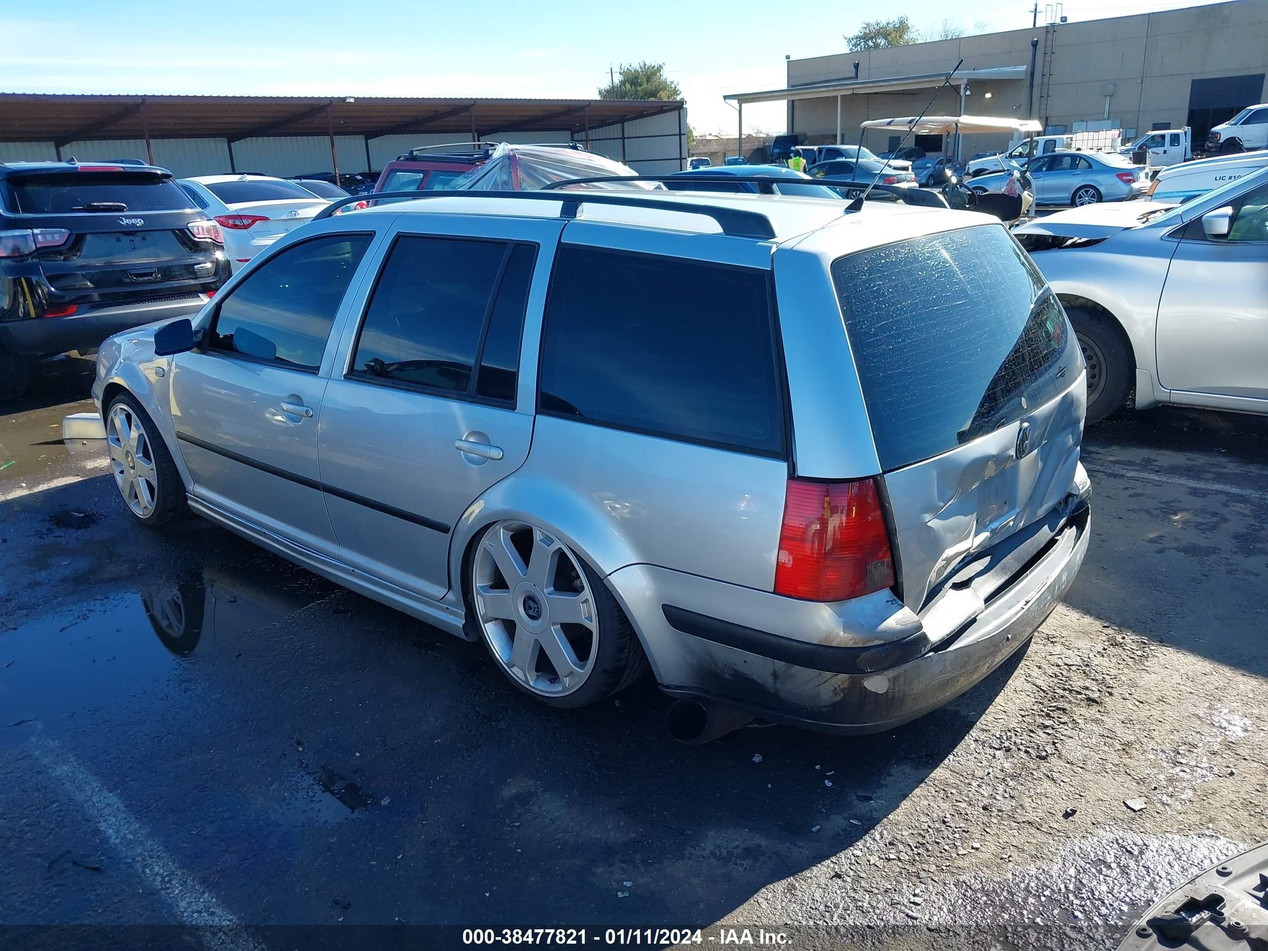 Photo 2 VIN: WVWSP61J22W525611 - VOLKSWAGEN JETTA 