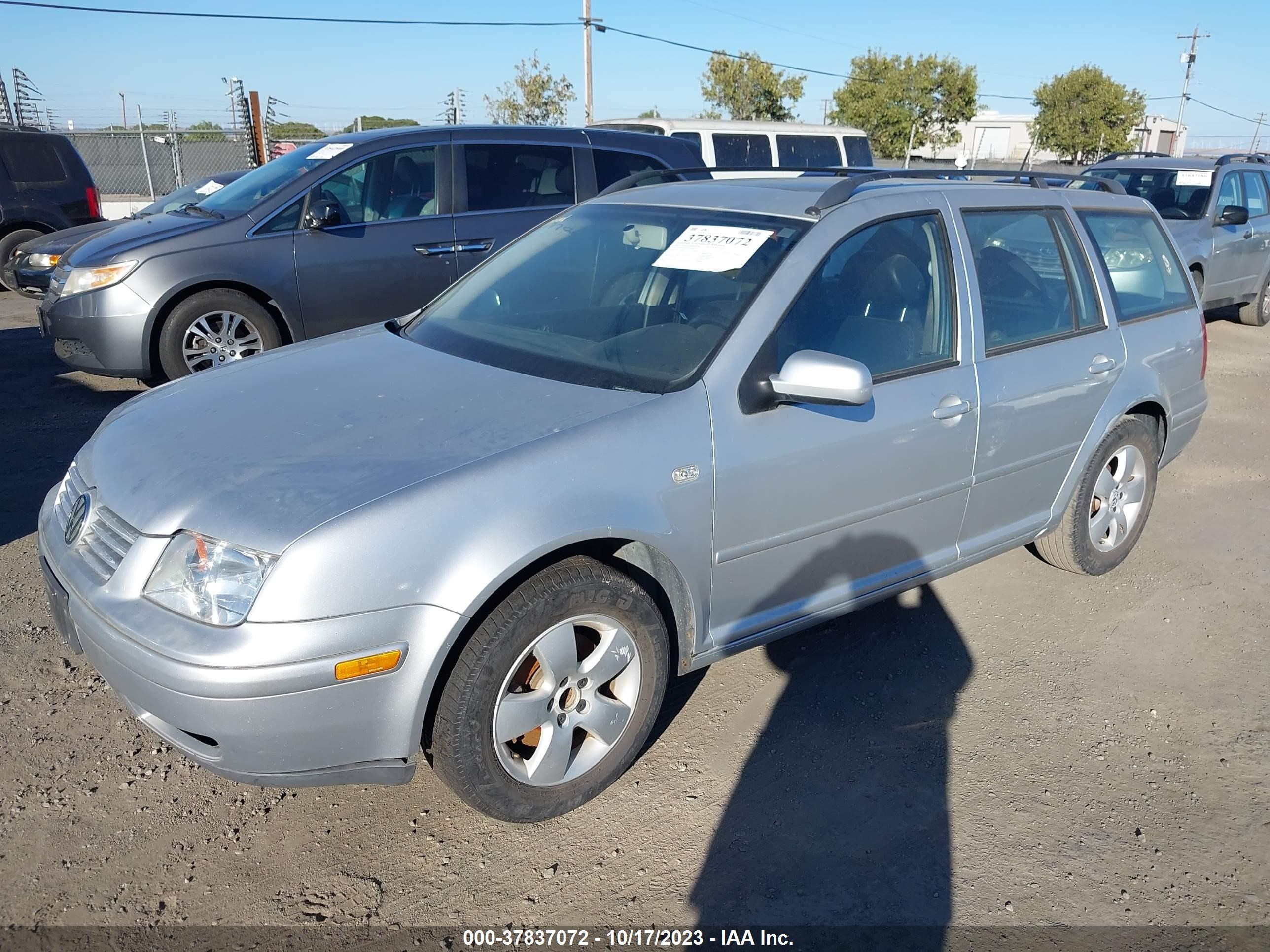 Photo 1 VIN: WVWSP61J33W571899 - VOLKSWAGEN JETTA 