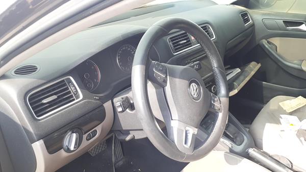 Photo 10 VIN: WVWSV1160CM109641 - VOLKSWAGEN JETTA 