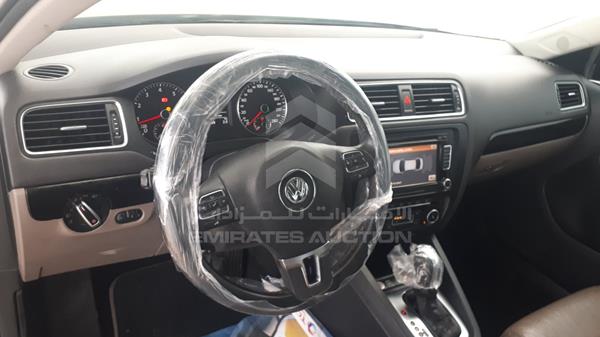 Photo 15 VIN: WVWSV1169CM109623 - VOLKSWAGEN JETTA 