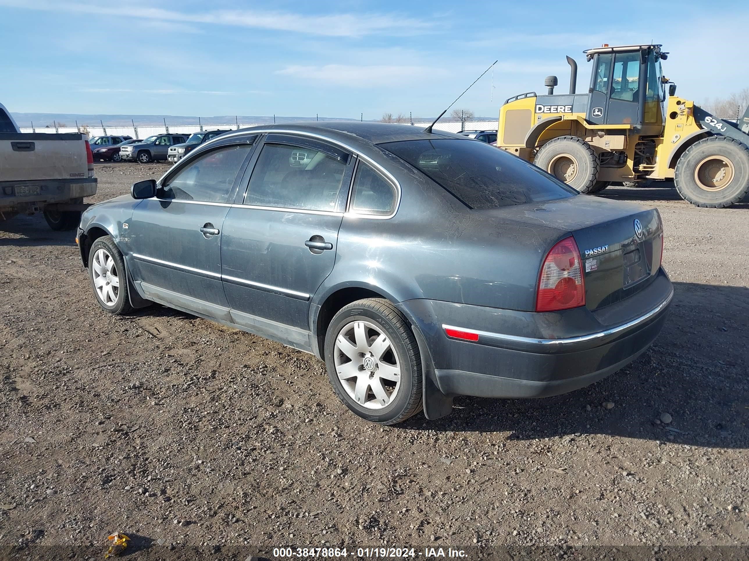 Photo 2 VIN: WVWTH63B62P355156 - VOLKSWAGEN PASSAT 