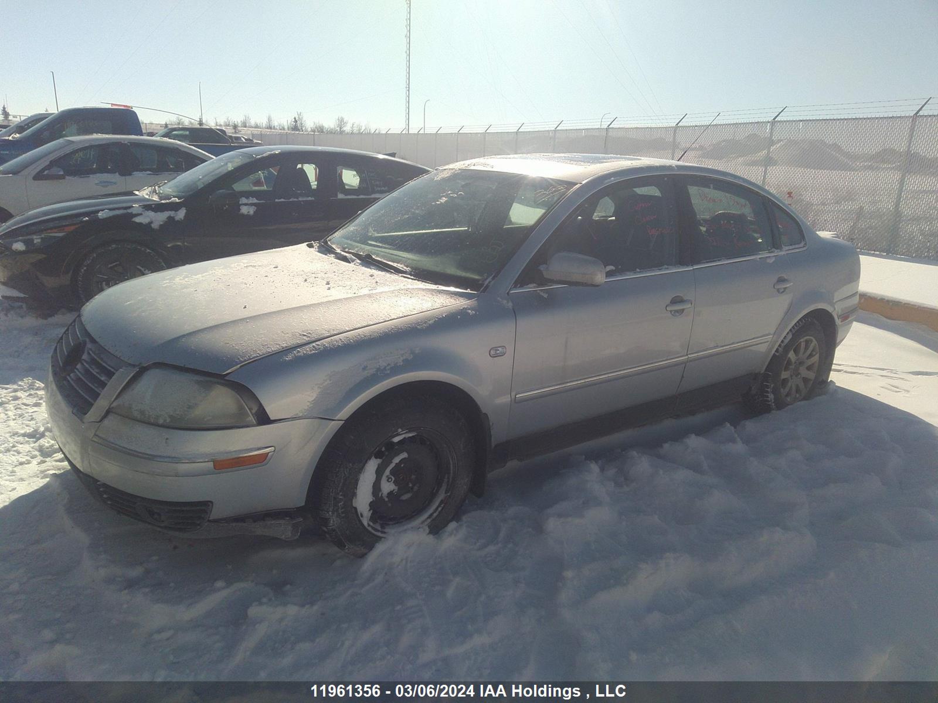 Photo 1 VIN: WVWTH63B83P395028 - VOLKSWAGEN PASSAT 