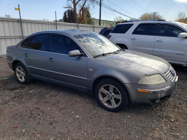 Photo 3 VIN: WVWTH63BX4P043070 - VOLKSWAGEN PASSAT 