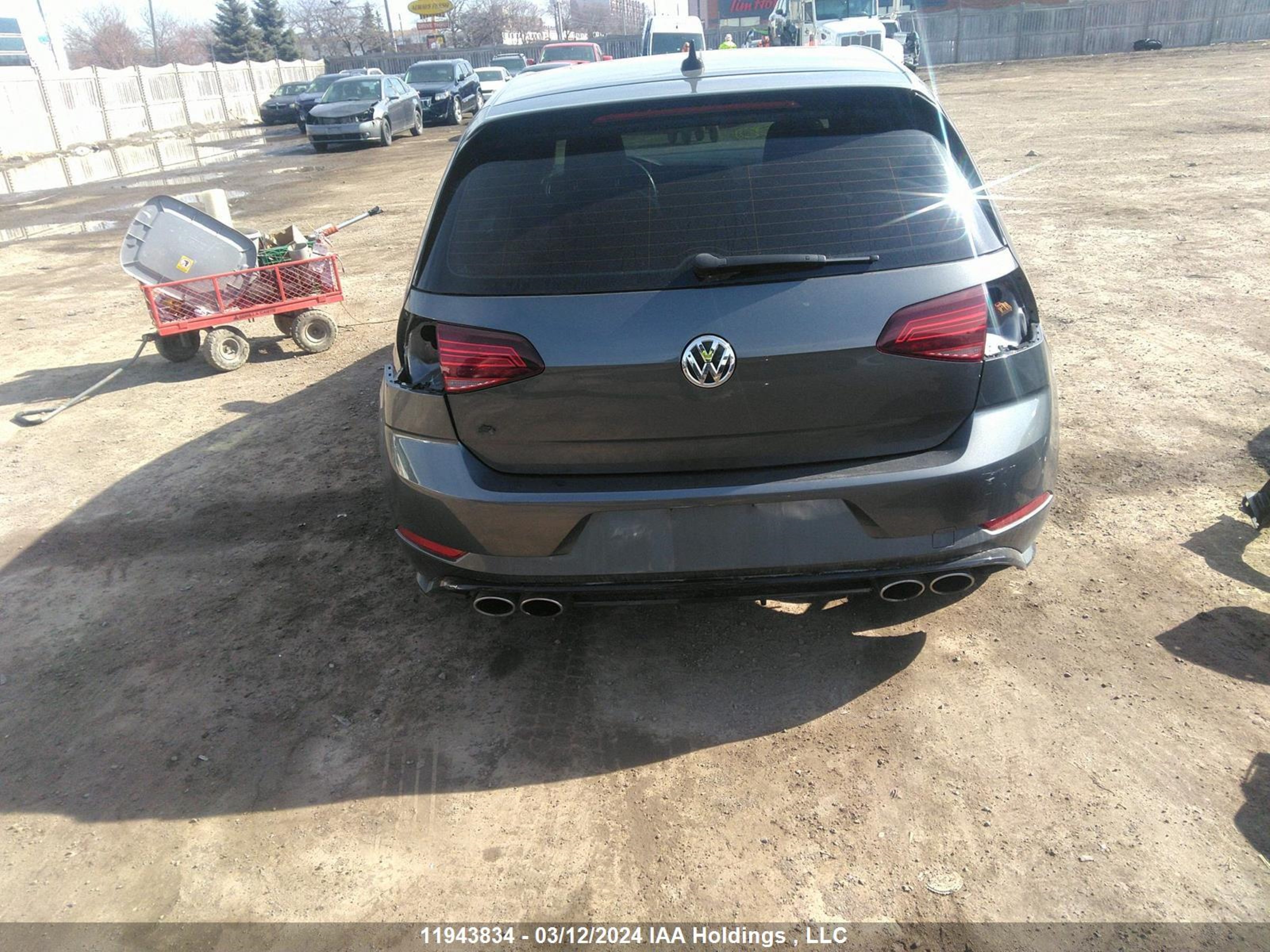 Photo 16 VIN: WVWVA7AU0KW188743 - VOLKSWAGEN GOLF 