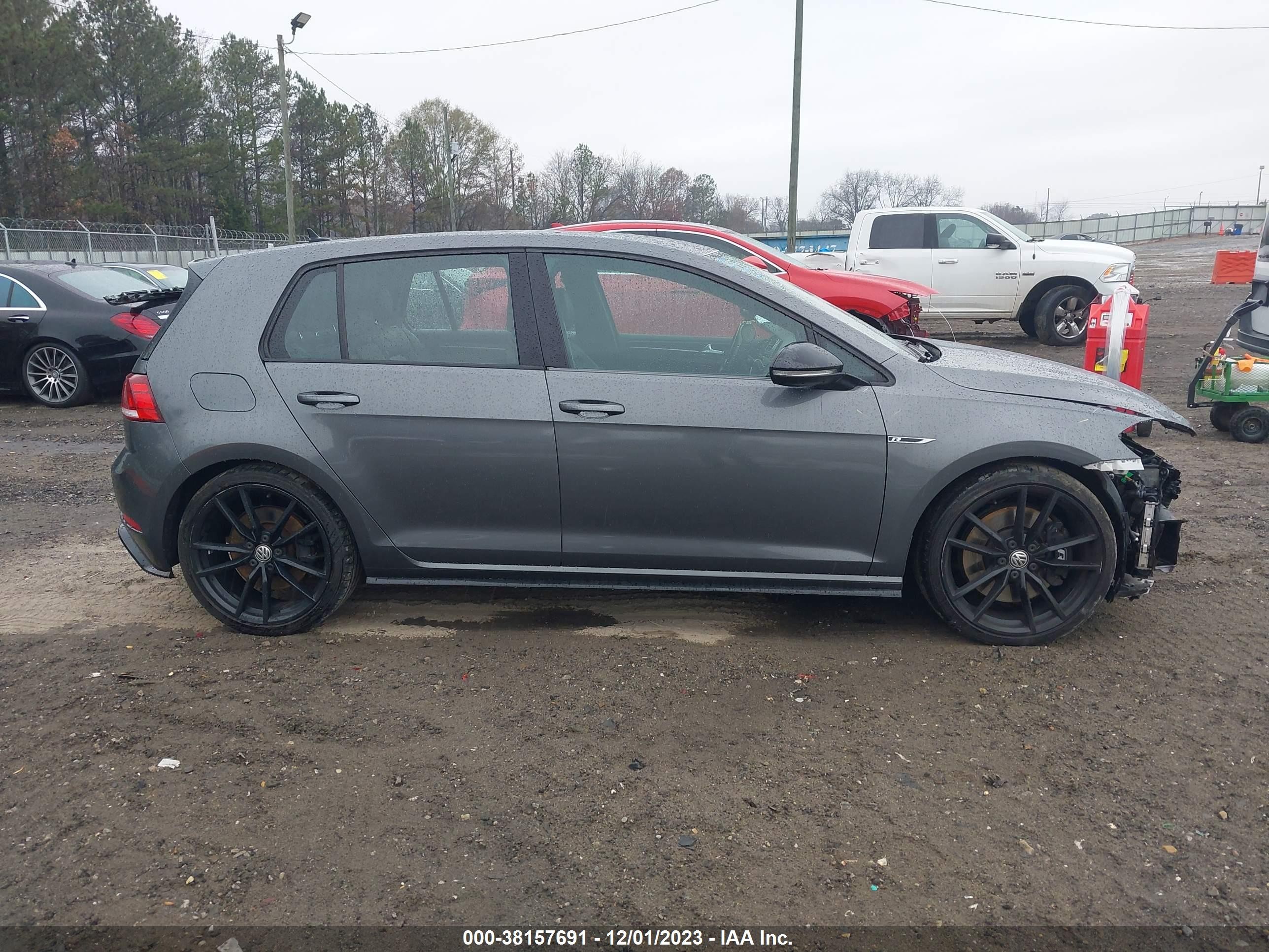 Photo 12 VIN: WVWVA7AU6KW136629 - VOLKSWAGEN GOLF 