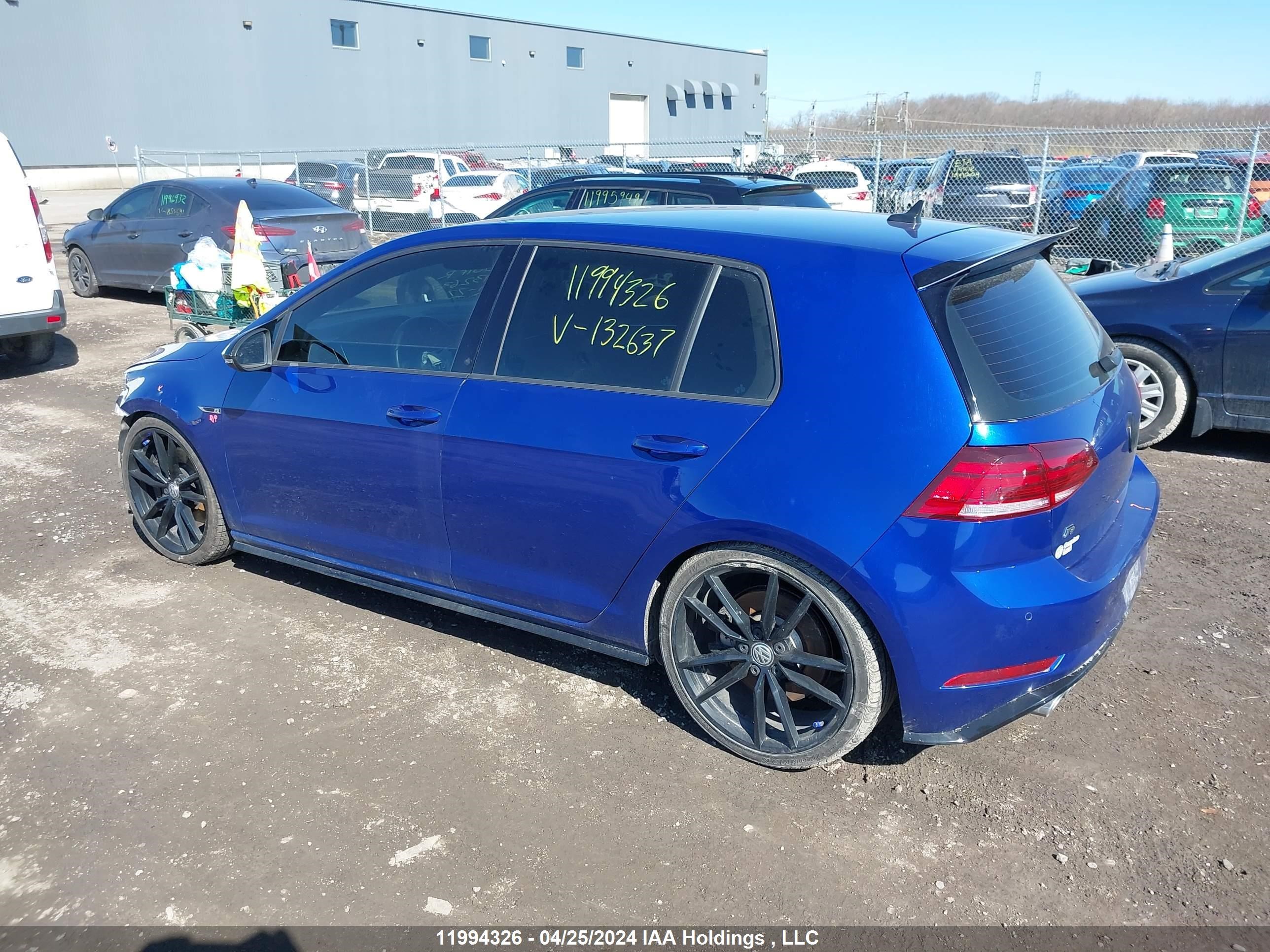 Photo 2 VIN: WVWVA7AU7KW132637 - VOLKSWAGEN GOLF 