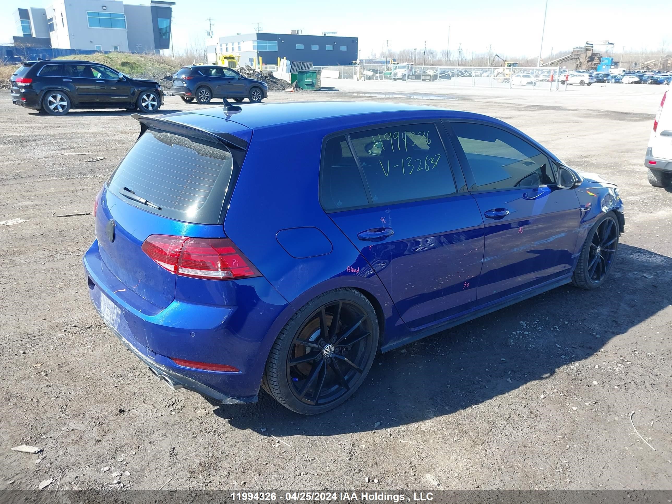 Photo 3 VIN: WVWVA7AU7KW132637 - VOLKSWAGEN GOLF 