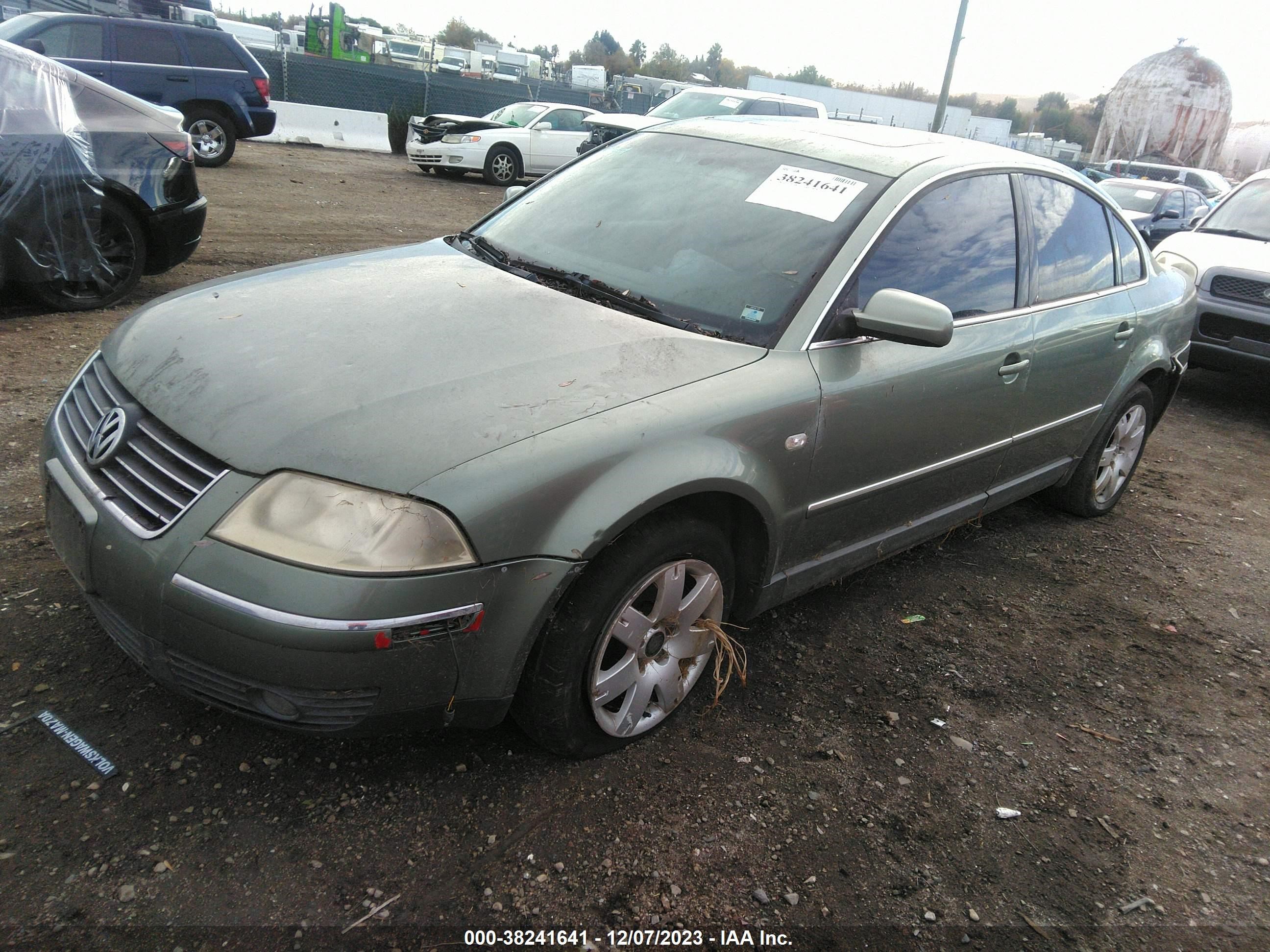 Photo 1 VIN: WVWVD63B03E110399 - VOLKSWAGEN PASSAT 