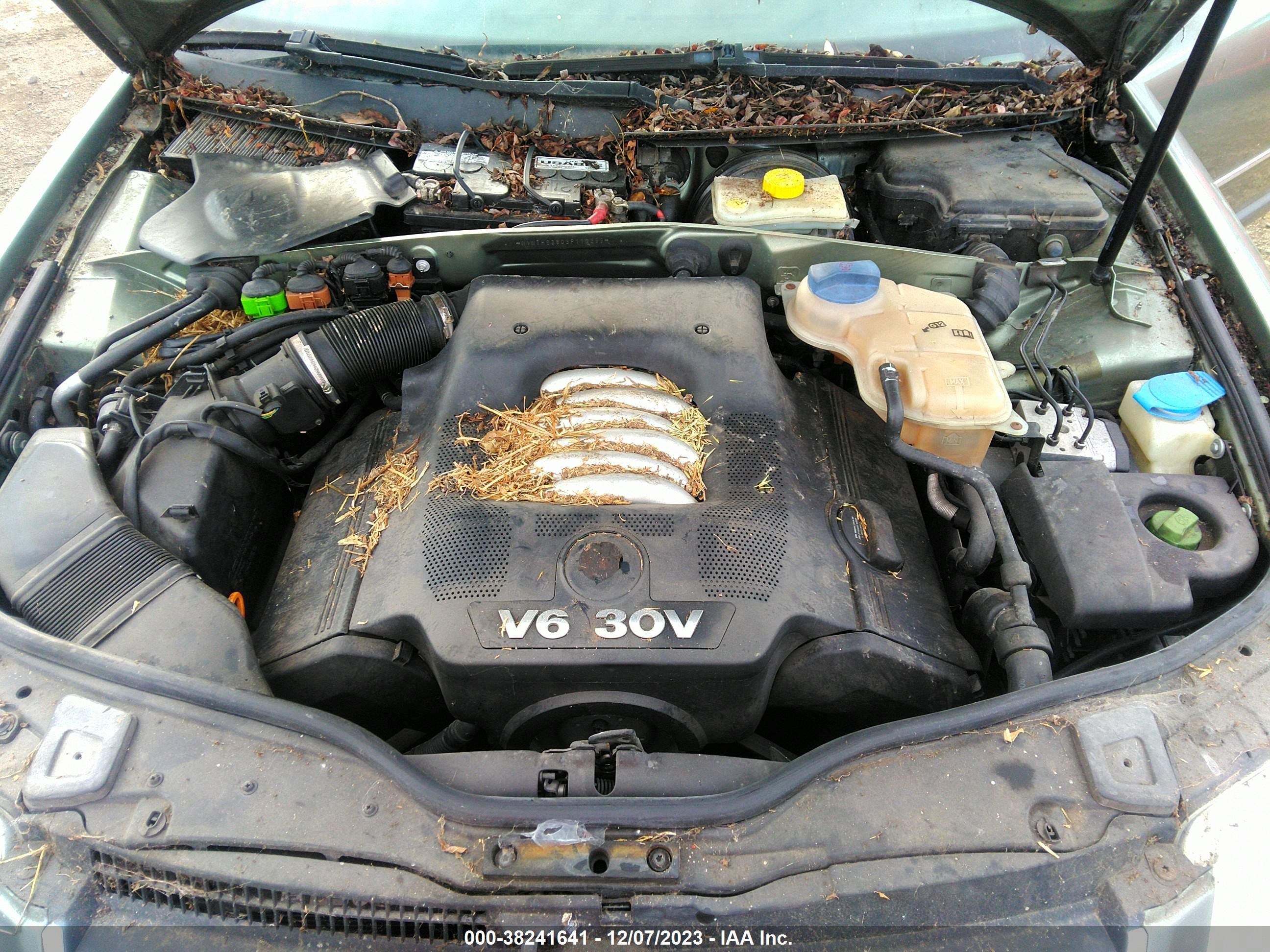 Photo 9 VIN: WVWVD63B03E110399 - VOLKSWAGEN PASSAT 