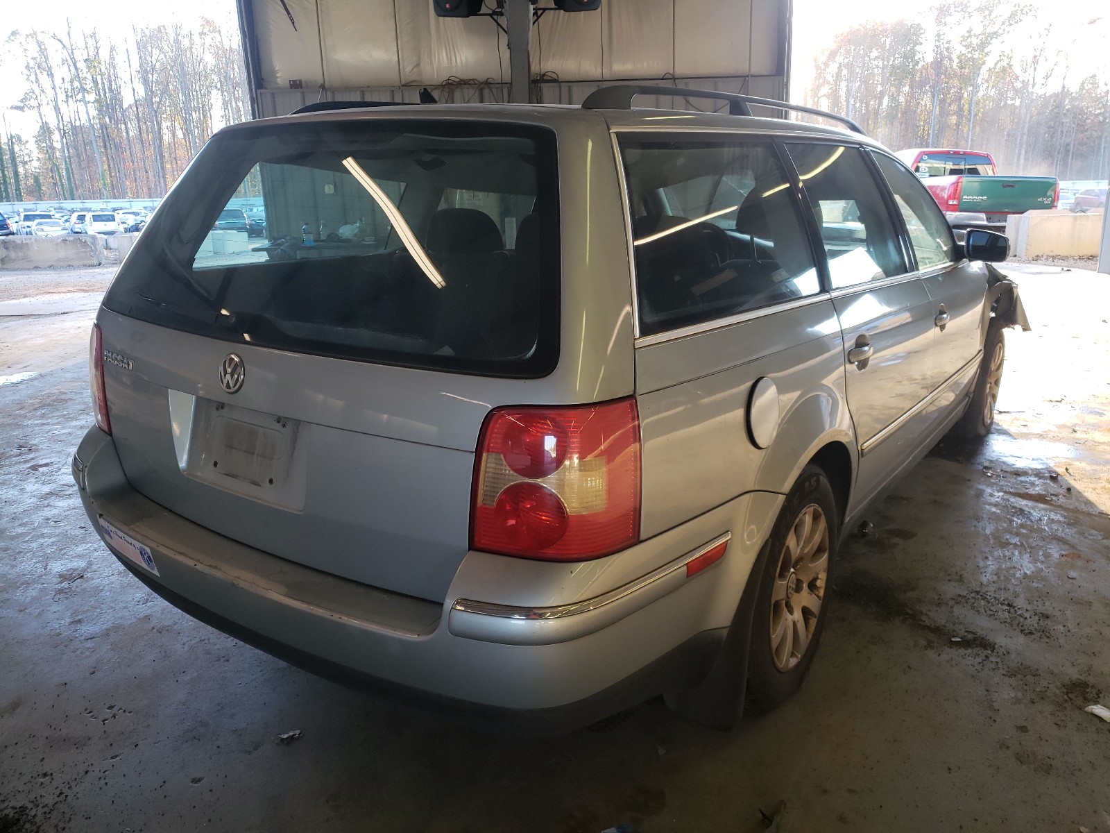 Photo 3 VIN: WVWVD63B72E204830 - VOLKSWAGEN PASSAT 