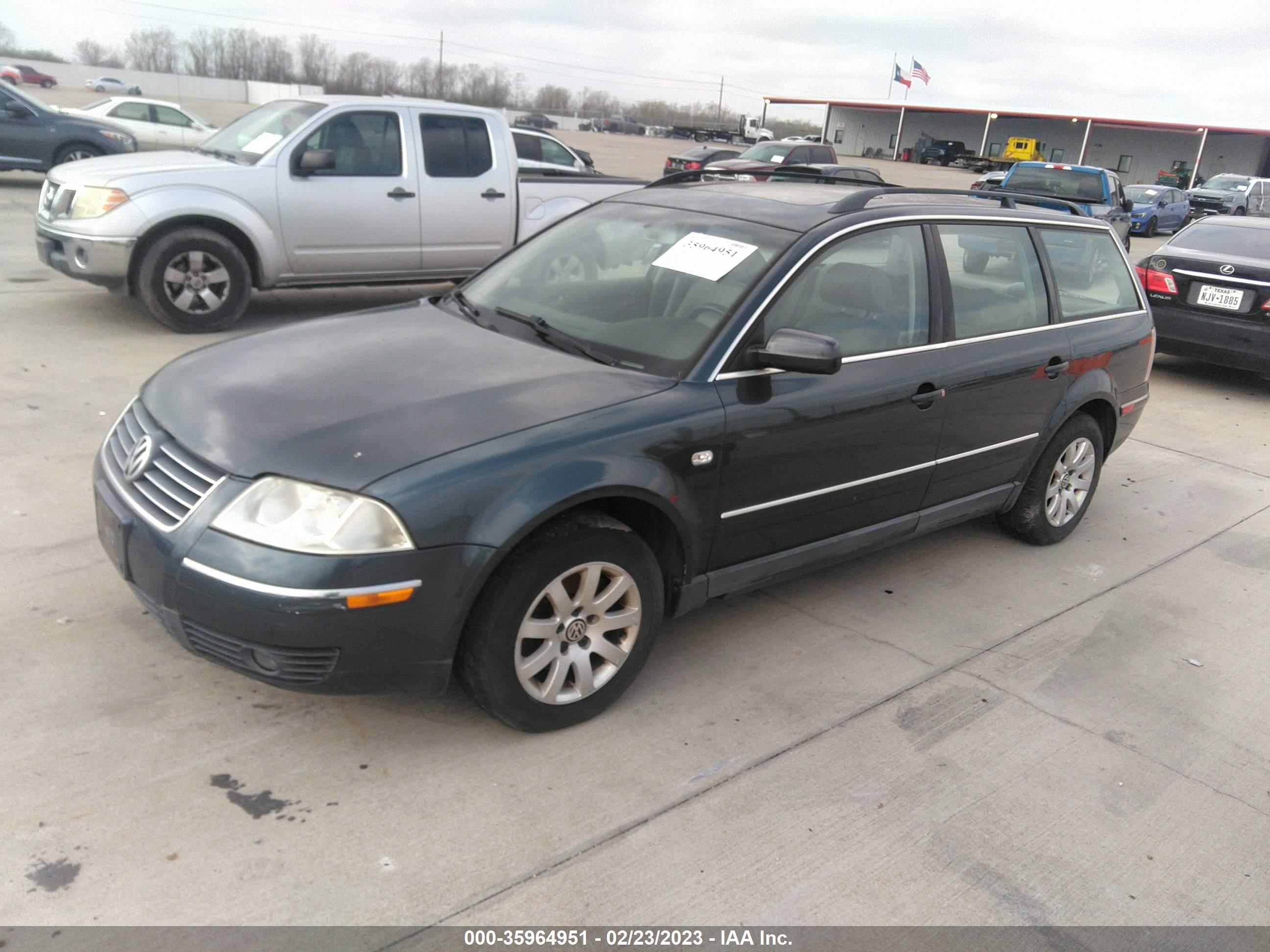 Photo 1 VIN: WVWVD63B83E016528 - VOLKSWAGEN PASSAT 