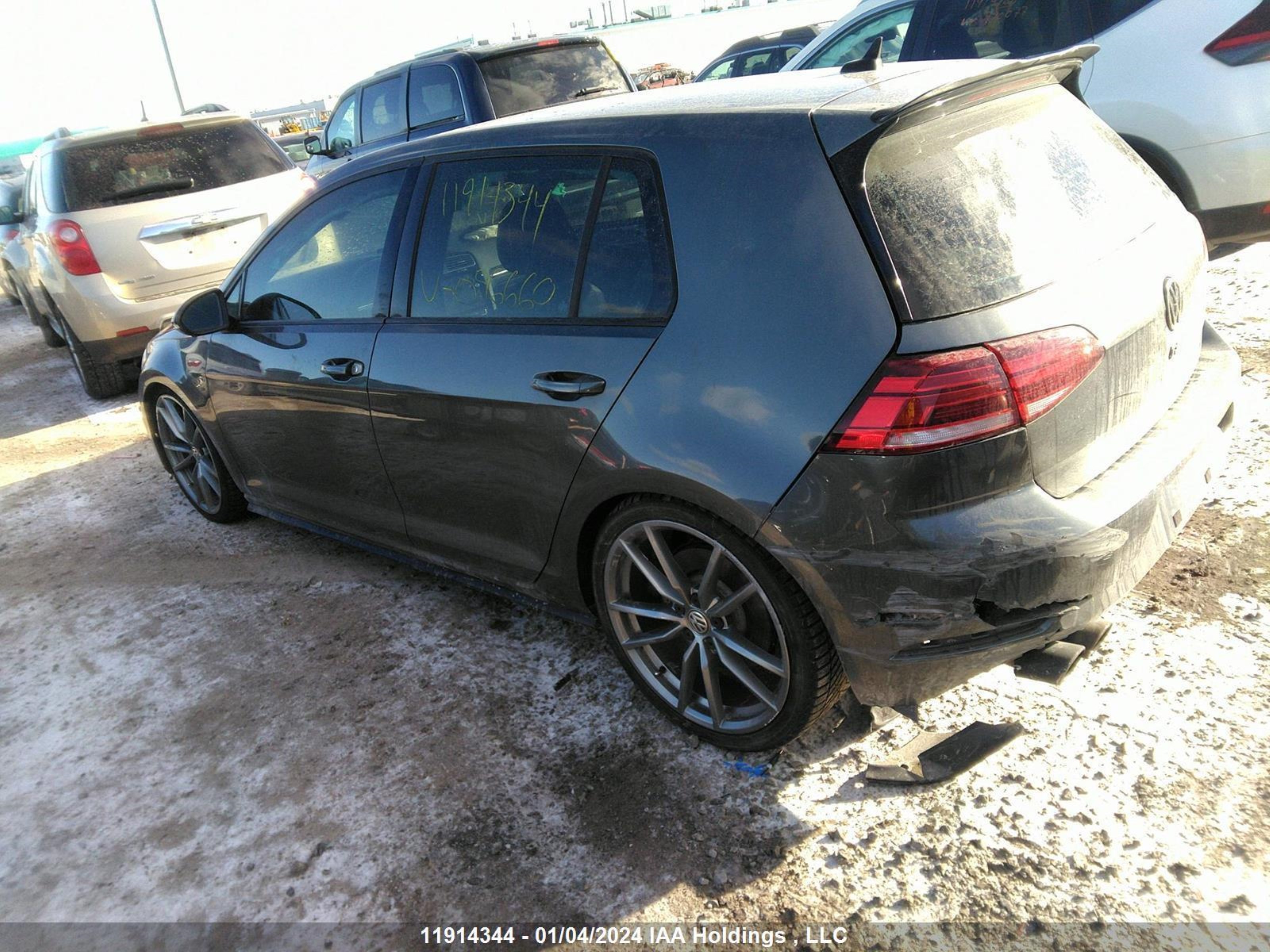 Photo 2 VIN: WVWVF7AU7JW096660 - VOLKSWAGEN GOLF 