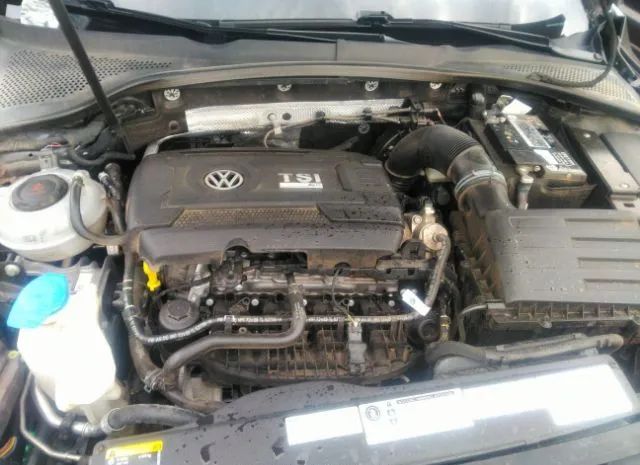 Photo 9 VIN: WVWWA7AU3KW123843 - VOLKSWAGEN GOLF 