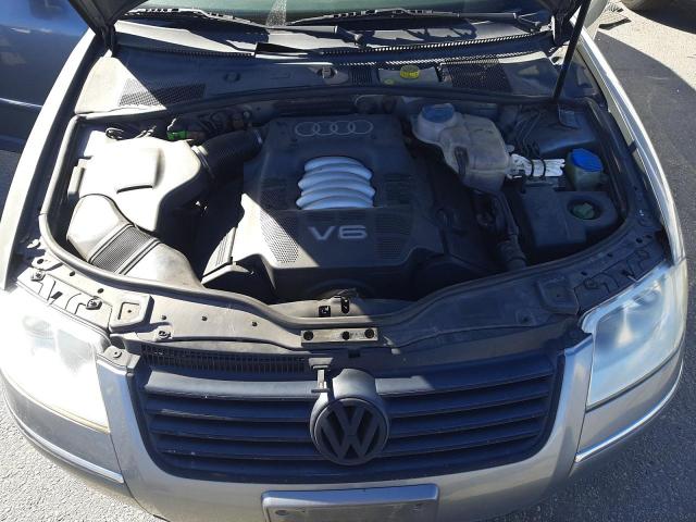 Photo 10 VIN: WVWWH63B32E099101 - VOLKSWAGEN PASSAT 