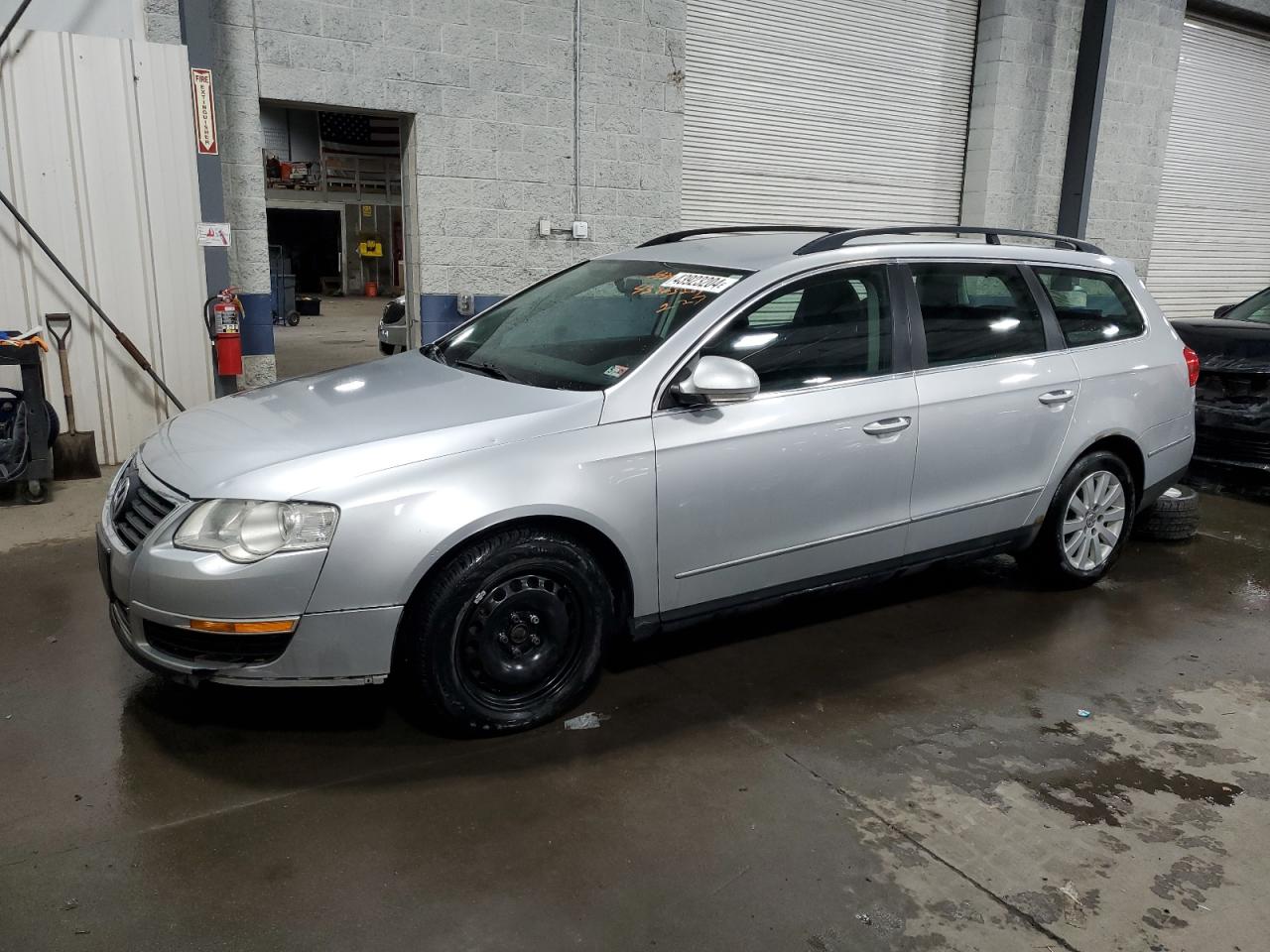 Photo 0 VIN: WVWXK73C08E231132 - VOLKSWAGEN PASSAT 