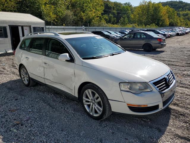 Photo 3 VIN: WVWXK73C09E061145 - VOLKSWAGEN PASSAT WAG 