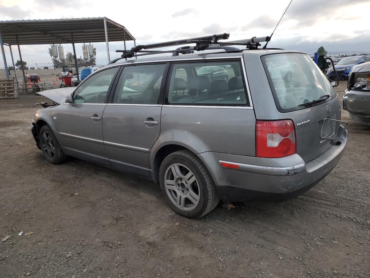 Photo 1 VIN: WVWYH63B43E142919 - VOLKSWAGEN PASSAT 