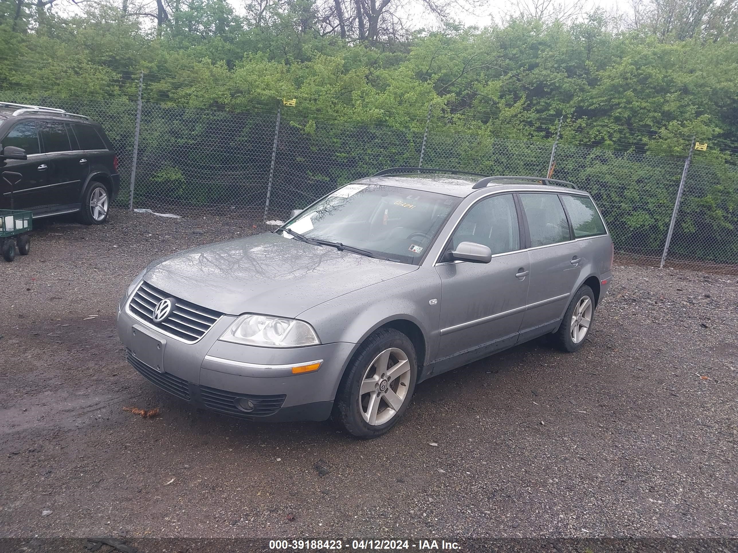 Photo 1 VIN: WVWYH63B44E012091 - VOLKSWAGEN PASSAT 