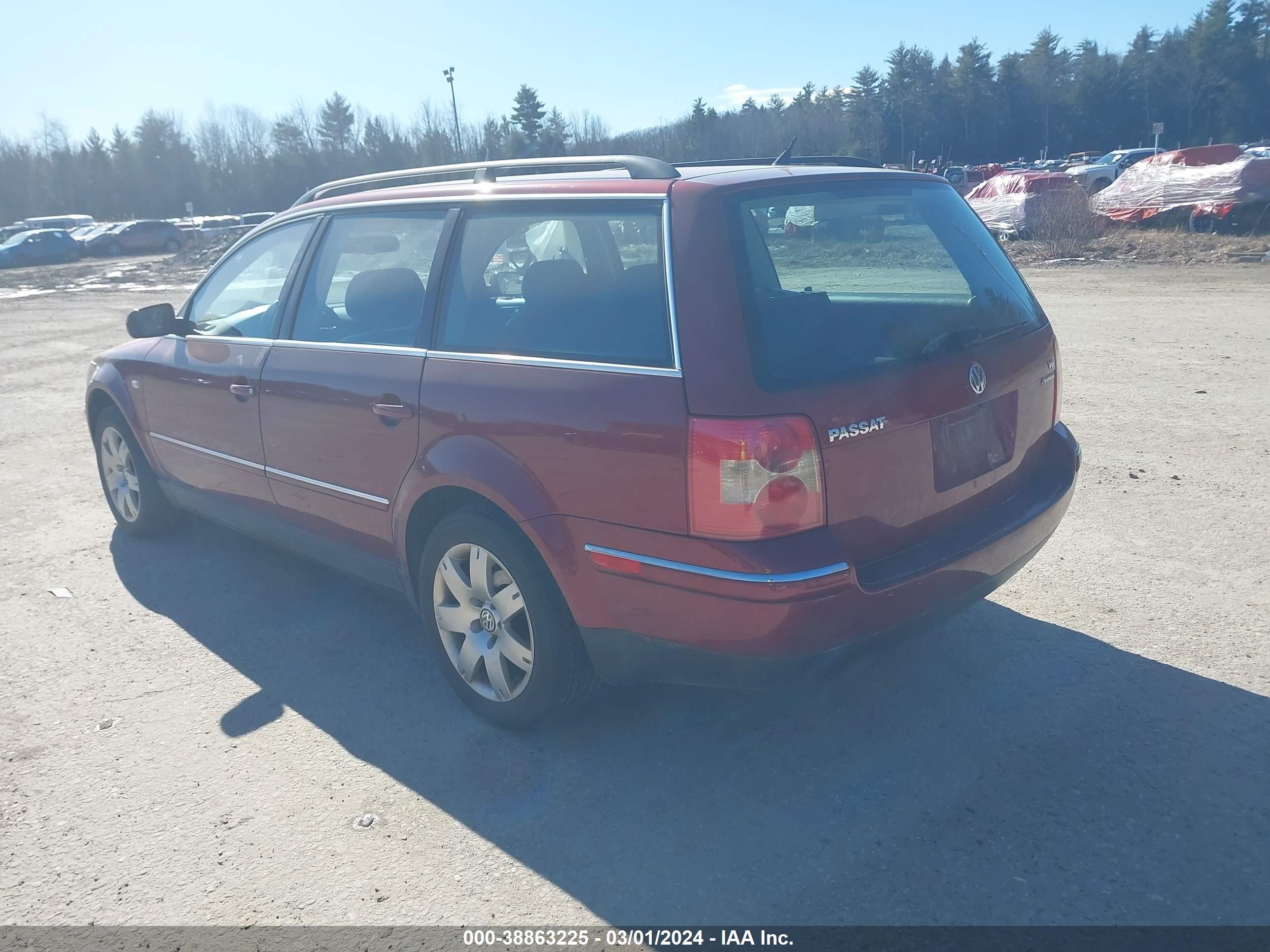 Photo 2 VIN: WVWYH63B93E462351 - VOLKSWAGEN PASSAT 