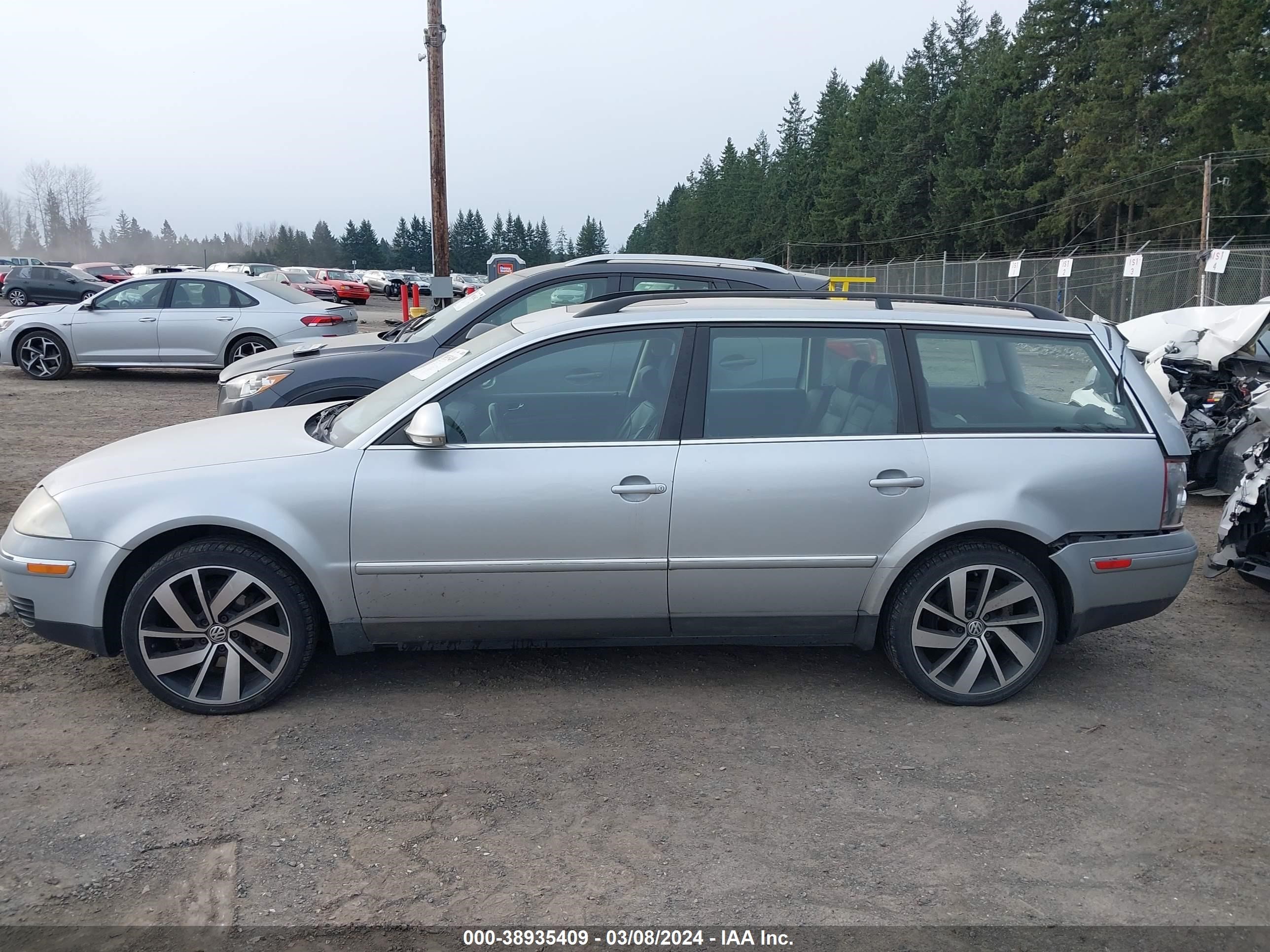 Photo 13 VIN: WVWYU63BX5E136251 - VOLKSWAGEN PASSAT 