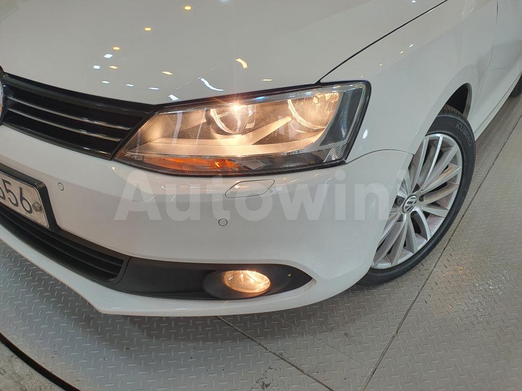 Photo 11 VIN: WVWZZZ16ZEM032080 - VOLKSWAGEN NEW JETTA 