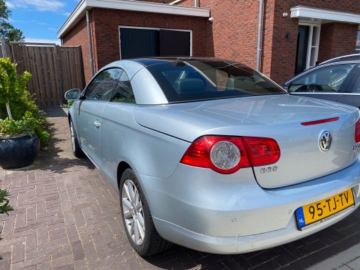 Photo 2 VIN: WVWZZZ1FZ7V013909 - VOLKSWAGEN EOS 