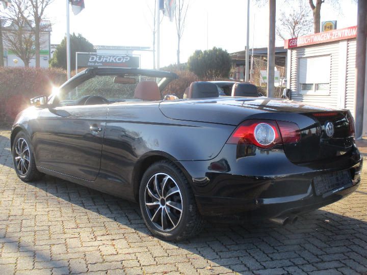 Photo 9 VIN: WVWZZZ1FZ8V048442 - VOLKSWAGEN EOS CABRIOLET 