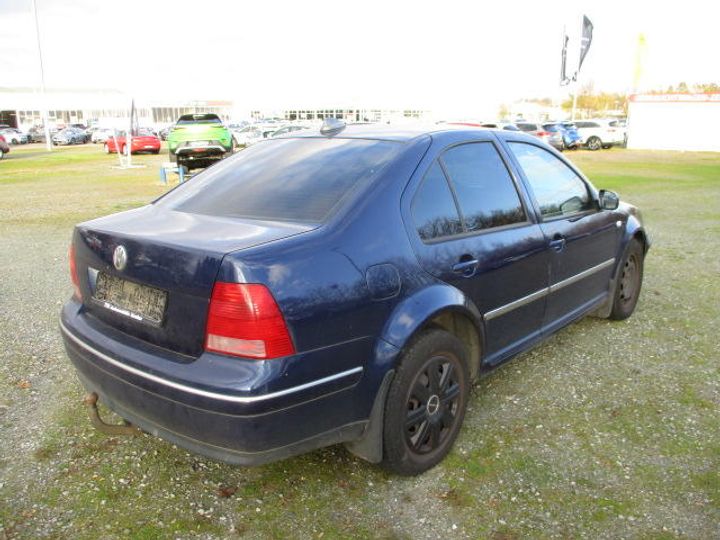 Photo 2 VIN: WVWZZZ1JZ3W229058 - VOLKSWAGEN BORA SALOON 