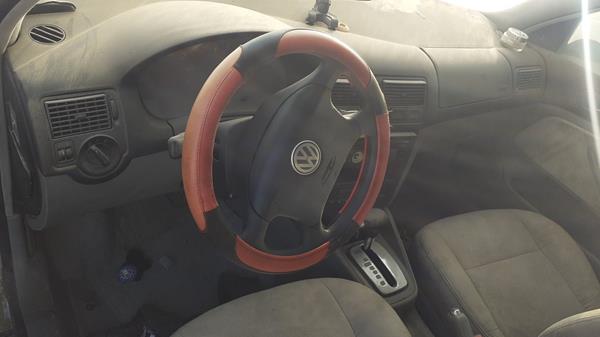 Photo 11 VIN: WVWZZZ1JZ4W001472 - VOLKSWAGEN GOLF 