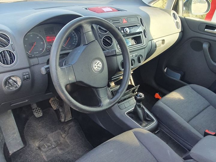 Photo 5 VIN: WVWZZZ1KZ6W613473 - VOLKSWAGEN GOLF 