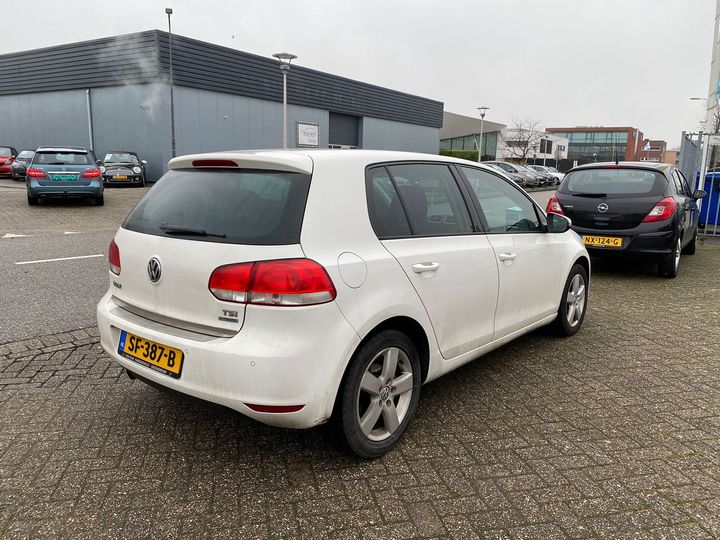 Photo 3 VIN: WVWZZZ1KZAP174411 - VOLKSWAGEN GOLF 