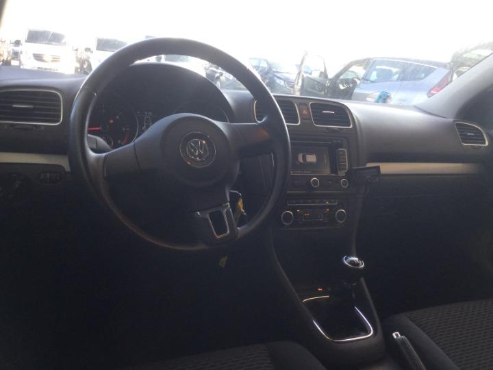 Photo 20 VIN: WVWZZZ1KZAW329561 - VOLKSWAGEN GOLF HATCHBACK 