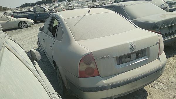 Photo 4 VIN: WVWZZZ3BZ2P034857 - VOLKSWAGEN PASSAT 