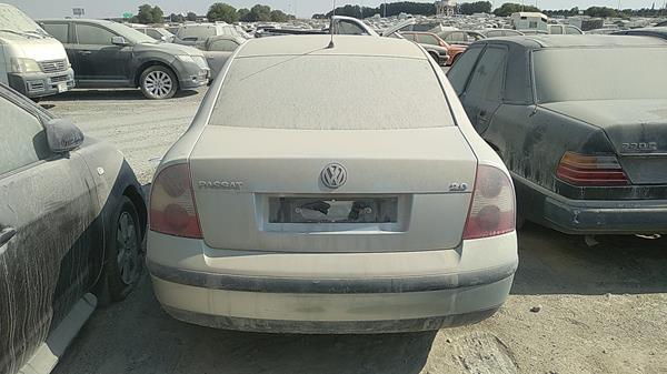 Photo 5 VIN: WVWZZZ3BZ2P034857 - VOLKSWAGEN PASSAT 