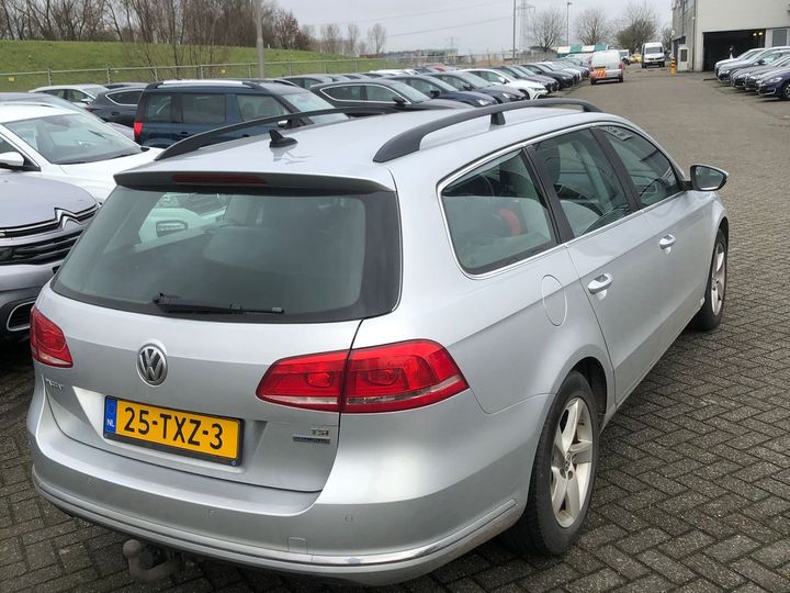 Photo 2 VIN: WVWZZZ3CZCE037565 - VOLKSWAGEN PASSAT 