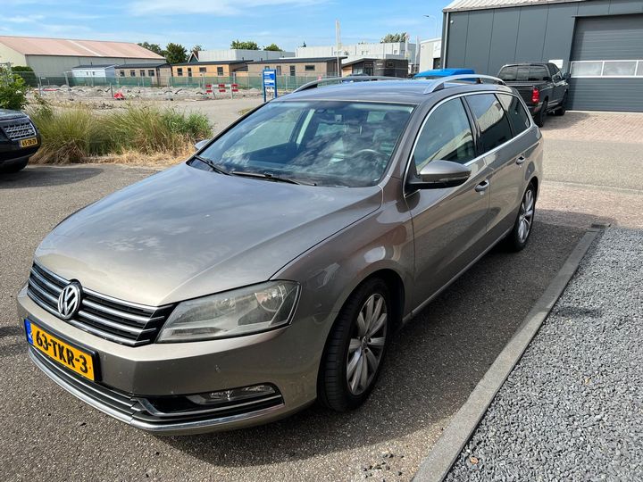 Photo 1 VIN: WVWZZZ3CZCE079565 - VOLKSWAGEN PASSAT 