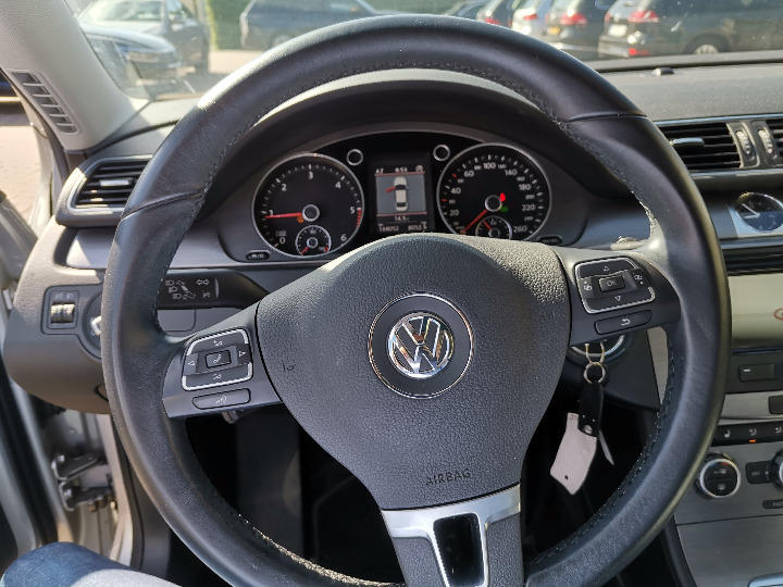 Photo 13 VIN: WVWZZZ3CZDP050380 - VOLKSWAGEN PASSAT 