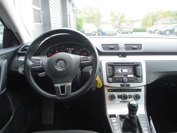 Photo 4 VIN: WVWZZZ3CZEE029358 - VOLKSWAGEN PASSAT 