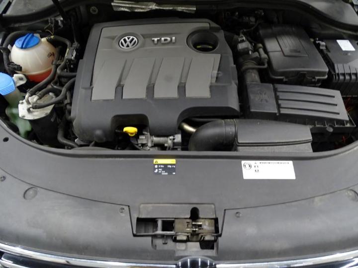 Photo 10 VIN: WVWZZZ3CZEE058254 - VOLKSWAGEN PASSAT 