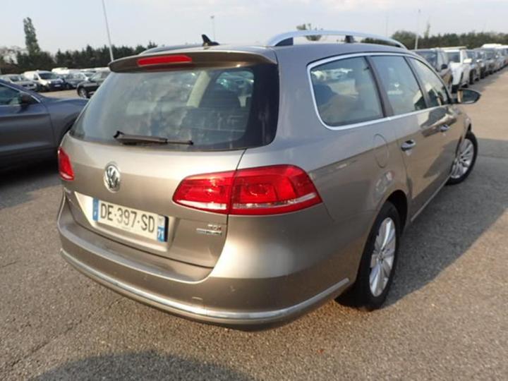 Photo 2 VIN: WVWZZZ3CZEE126881 - VOLKSWAGEN PASSAT 