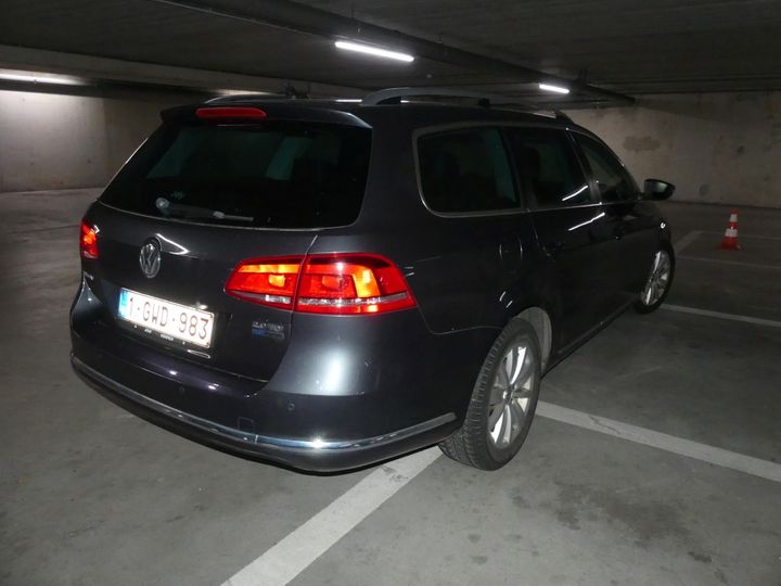 Photo 2 VIN: WVWZZZ3CZEE137332 - VOLKSWAGEN PASSAT 