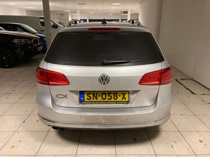 Photo 12 VIN: WVWZZZ3CZFE071872 - VOLKSWAGEN PASSAT 